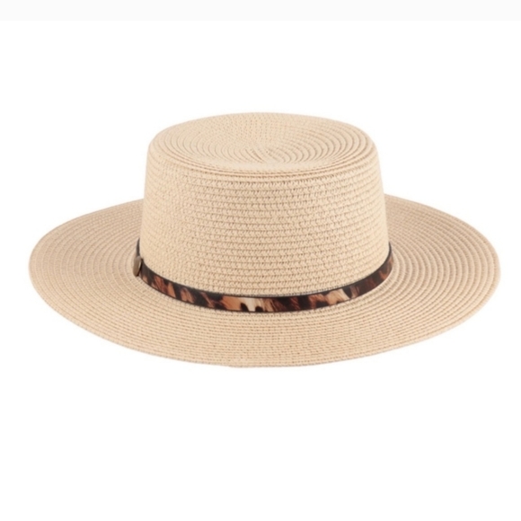 Panama brim hat with leopard strap - Picture 4 of 9
